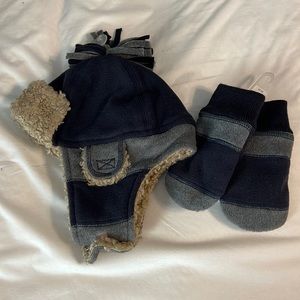 Baby Gap hat and mittens
